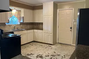 407 Wilson Rd, Conroe, TX 77301 - Photo 6