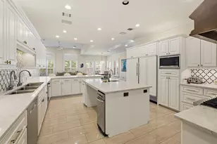 223 Heritage Oaks Ln, Houston, TX 77024 - Photo 12