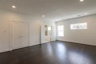 7714 Jacquelyn Oaks Rd, Houston, TX 77055 - Photo 10