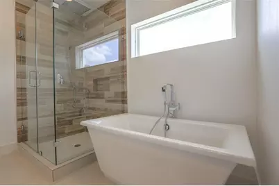 7714 Jacquelyn Oaks Road, Houston, TX 77055 - Photo 14
