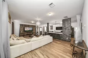18611 Cooper Ravine Wy, Katy, TX 77449 - Photo 2