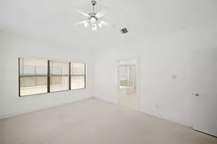 8690 Meadowcroft Dr, Houston, TX 77063 - Photo 28