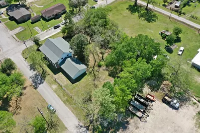 201 N Magnolia Street, Corrigan, TX 75939 - Photo 4