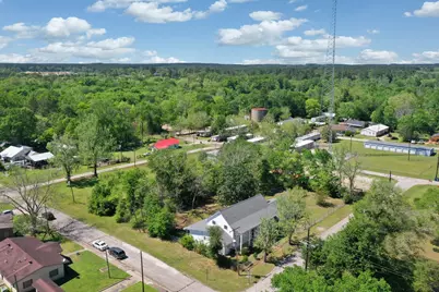201 N Magnolia Street, Corrigan, TX 75939 - Photo 4