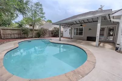 8303 Plum Lake Drive, Houston, TX 77095 - Photo 36