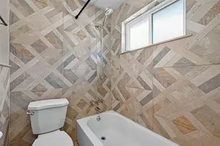 7414 Breccia Dr, Houston, TX 77041 - Photo 38