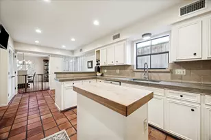 2006 Potomac Dr, Houston, TX 77057 - Photo 4