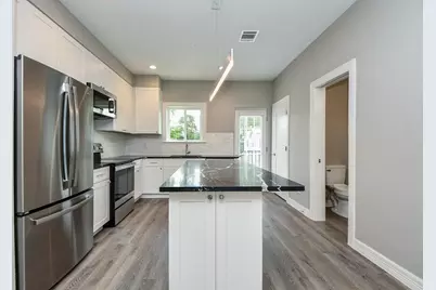 5262 Ella Boulevard #108, Houston, TX 77018 - Photo 12
