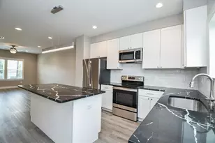 5262 Ella Blvd, Houston, TX 77018 - Photo 1