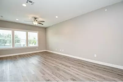 5262 Ella Boulevard #108, Houston, TX 77018 - Photo 6