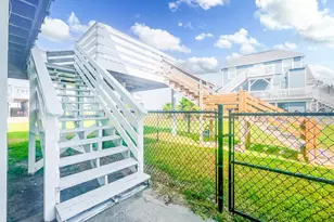 13106 Coronado Dr, Freeport, TX 77541 - Photo 10