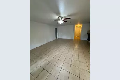 3911 Dolphin Lane, La Porte, TX 77571 - Photo 4