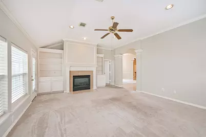 314 Parkwood Village Drive, Friendswood, TX 77546 - Photo 14