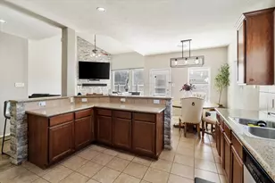 2102 Crestwind Ct, Pearland, TX 77584 - Photo 6