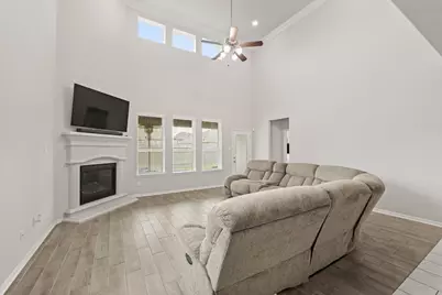 11107 Larkspur Dale Court, Houston, TX 77044 - Photo 6