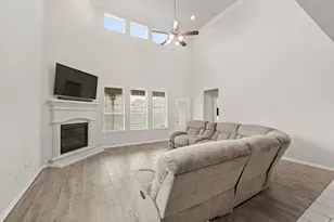 11107 Larkspur Dl Ct, Houston, TX 77044 - Photo 6