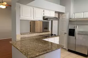 3111 Lazy Brook Dr, Sugar Land, TX 77479 - Photo 8