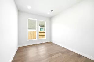 15635 Early Bird Ln, Conroe, TX 77302 - Photo 10