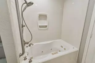 28902 Twisted Oak Dr, Shenandoah, TX 77381 - Photo 22