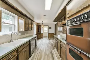 28902 Twisted Oak Dr, Shenandoah, TX 77381 - Photo 12