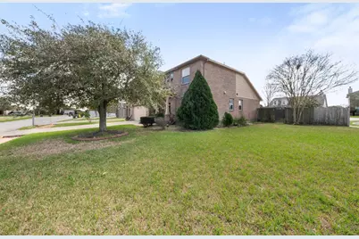 2990 Creek Falls Court, Pearland, TX 77581 - Photo 22