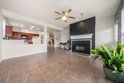 2990 Creek Falls Court, Pearland, TX 77581 - Photo 10