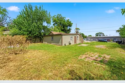 1420 Duff Lane, Houston, TX 77022 - Photo 30