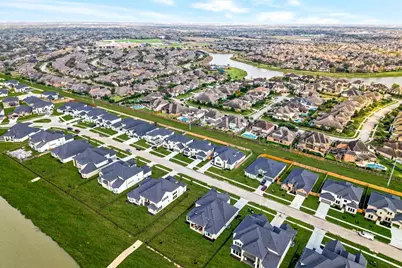 1657 Birch Lake Bend, Friendswood, TX 77546 - Photo 34