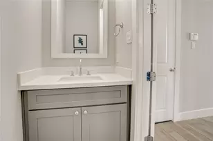 2413 Chapman St, Houston, TX 77009 - Photo 8