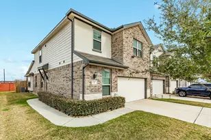 7117 Elgin St, Pearland, TX 77584 - Photo 2
