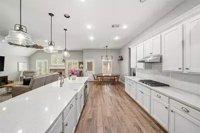 8027 Spring Bluebonnet Drive, Sugar Land, TX 77479 - Photo 16