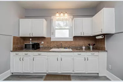 155 Davis Street, Humble, TX 77338 - Photo 14