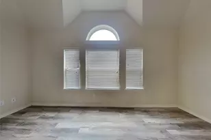 2734 King's Retreat Cir, Houston, TX 77345 - Photo 8