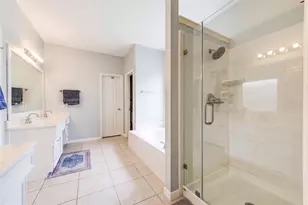 5911 Canyon Brook Ct, Sugar Land, TX 77479 - Photo 8
