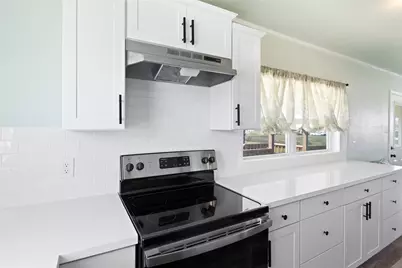 4020 4th Street, Galveston, TX 77554 - Photo 12