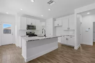 24751 Russet Bluff Trl, Houston, TX 77336 - Photo 6