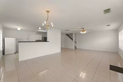 8226 Gold Tee Drive, Houston, TX 77036 - Photo 12