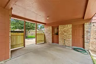 12911 Cloverwood Dr, Cypress, TX 77429 - Photo 34