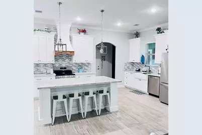 320 Buffalo Trail, Angleton, TX 77515 - Photo 8