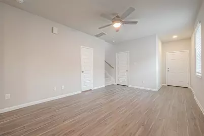 4923 Luke Mathew Drive, Rosharon, TX 77583 - Photo 14