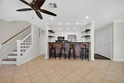 723 Worthshire Street, Houston, TX 77008 - Photo 10