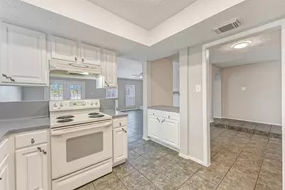 16823 Bougainvilla Lane, Friendswood, TX 77546 - Photo 8