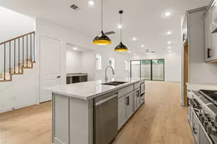 5016 Schuler St, Houston, TX 77007 - Photo 10