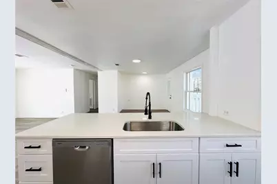 11269 Newton Circle, Conroe, TX 77303 - Photo 10