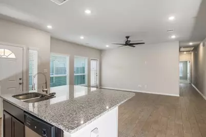 517 N 6th Street, La Porte, TX 77571 - Photo 6
