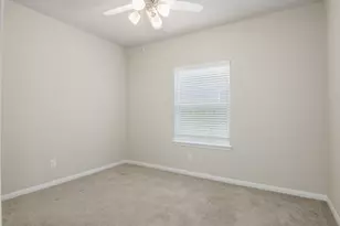 517 N 6th St, La Porte, TX 77571 - Photo 20