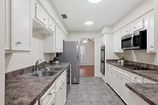 14121 Lost Meadow Ln, Houston, TX 77079 - Photo 20