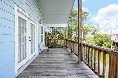 1615 Railroad Avenue, San Leon, TX 77539 - Photo 2