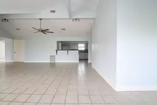 1615 Railroad Ave, San Leon, TX 77539 - Photo 6