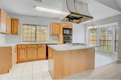307 E Sutton Square, Stafford, TX 77477 - Photo 14
